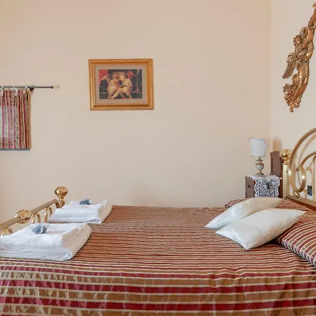 Holiday home Podere Le Colombaie - Montecastello